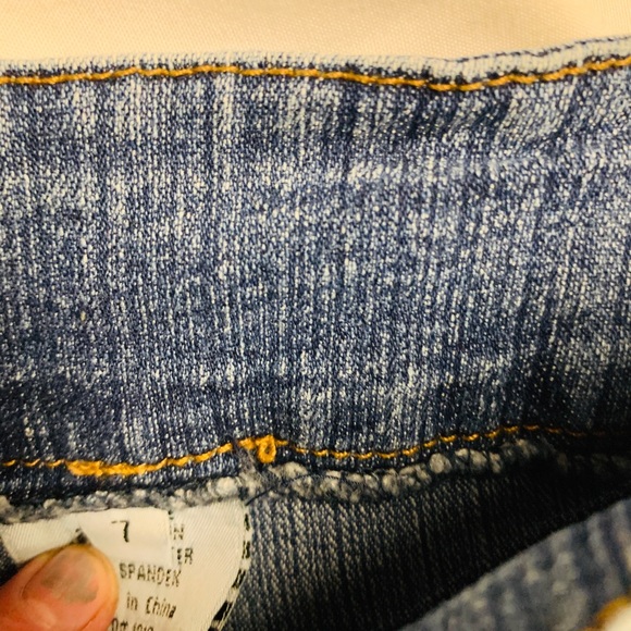 Jean Shorts - Picture 4 of 4